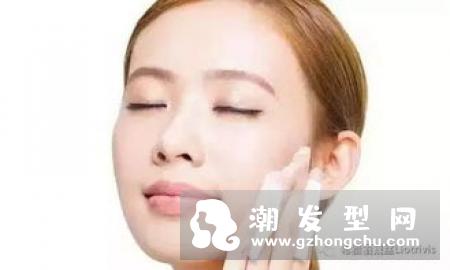 头皮屑多和护发素有关系吗 护发素没有洗干净有什么危害