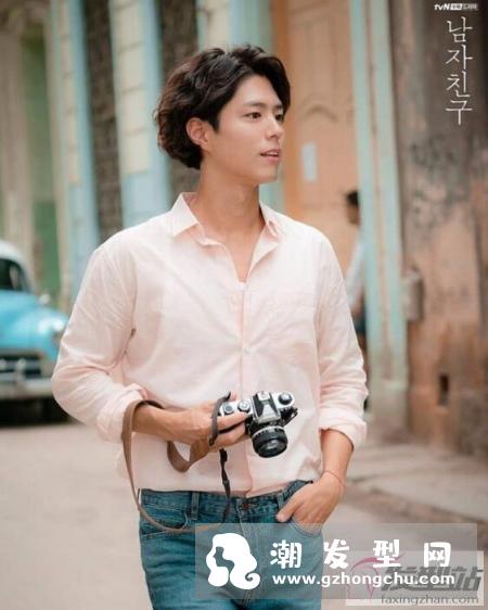 男生别再剪这样的发型啦 原来女友最喜欢男生发型是这款