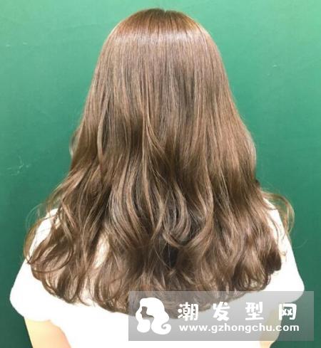 头发干燥怎么办 做好这些会让头发变柔顺