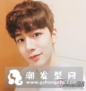 男生烫头发型有几种 男生短发这么烫更帅