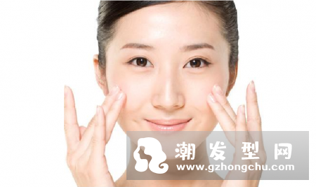 刘海下面长痘痘怎么办 把刘海夹起来