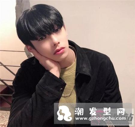 发型改变颜值 时尚修颜变身男神