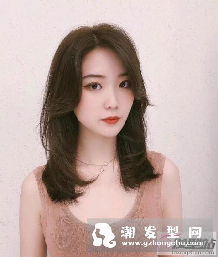 锁骨发怎么烫好看 锁骨卷发型不挑人还超耐看