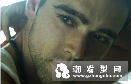理发师剪头发不好看的原因 男生理发咋跟理发师说