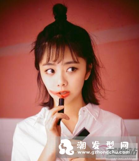 齐肩发怎么扎好看 半丸子头清爽甜美又淑女