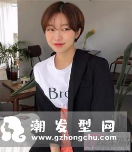 好看学生头短发发型 剪了短发后从此长发是路人