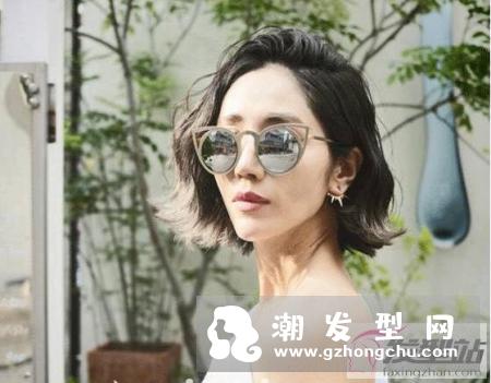 短发尴尬期发尾怎么弄好看 发尾外翻的Omega（Ω）头不二之选