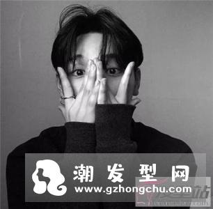 亚洲男生都流行留 寸头刘海飞机头背头