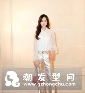 唐嫣中长发卷发发型图片 波浪卷好女人