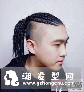 男生半脏辫发型  帅气酷炫潮男范