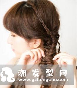 女生日常自我盘发 花环盘发唯美浪漫