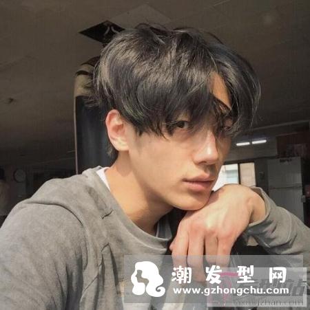 男生最流行发型怎么剪 时尚又帅气展现男神气质