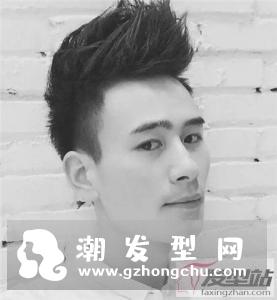 两边铲短中间留长发型 简约大方商务型男标配