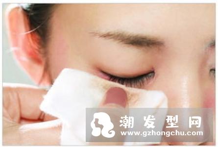 发际线粉会堵塞毛孔吗 怎么卸掉