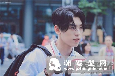 韩版男士短发烫发发型 时尚造型完美示范撩妹男神