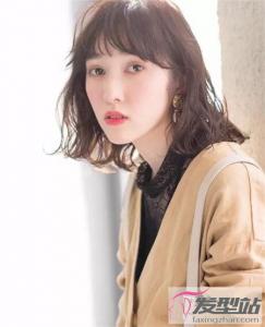 锁骨发适合什么脸型 性感潇洒改变风格