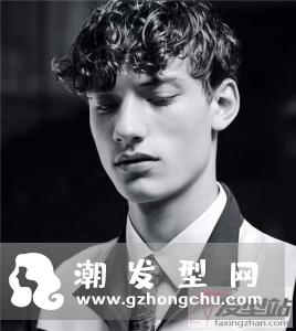 男生烫什么发型好看 清新帅气纹理烫不落伍