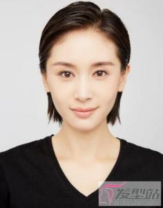 女生剪什么短发显脸瘦 这几款发型让你秒变巴掌脸