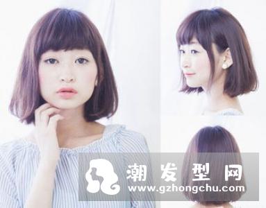 “泡面头”也不比羊毛卷差 蓬松显瘦打造小脸