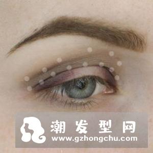 染奶奶灰头皮多处发红是怎么回事?染发过敏怎么办?
