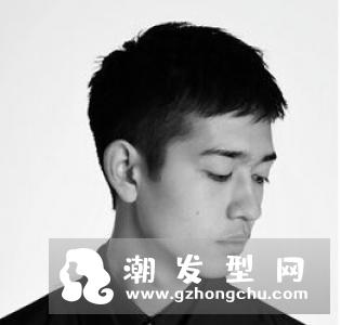 2018男生发型流行趋势 简约纹理烫成主流
