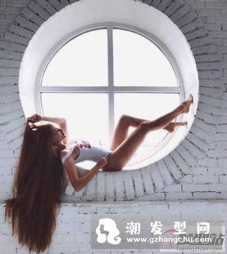 俄罗斯长发美少女Anastasia护发心得 其实她曾经有脱发问题