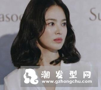 气质波波头短发 文艺减龄学生头