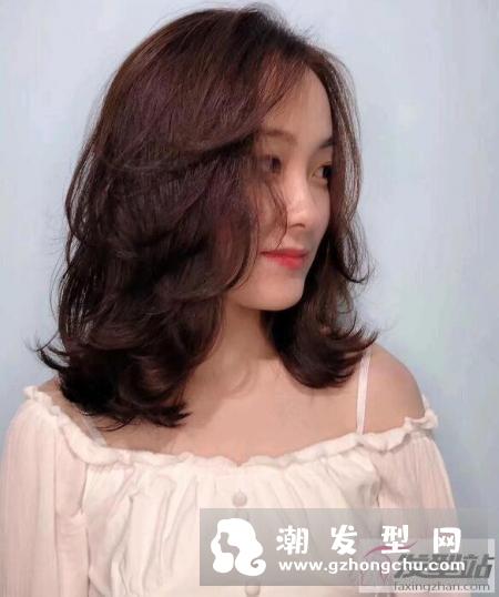 锁骨发怎么烫好看 锁骨卷发型不挑人还超耐看