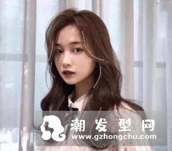 梨木色头发是什么颜色 显老吗