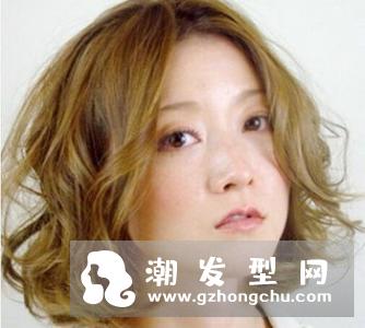 男生波波头短发发型 简约洋气脸型瘦一圈