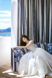 女神波浪长发卷 多种风格都能轻松驾驭