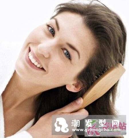 冬天掉头发严重怎么办？预防冬季掉头发的方法
