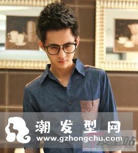 男生烫什么发型好看 定位烫蓬松有型显男人味