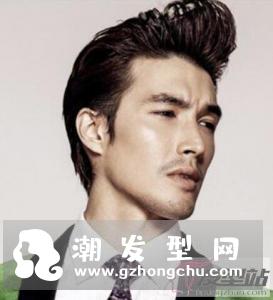 男生朋克风短发发型 帅气酷炫打造个性潮男