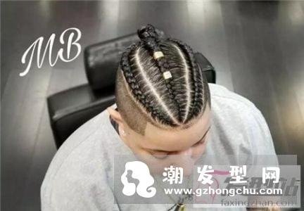 贴头辫怎么编 这发型城会玩