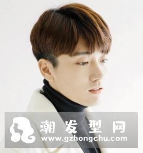今年最潮的男生发型 心形刘海vs自然感短发