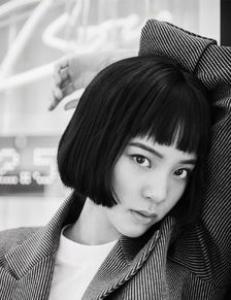 女生剪什么短发帅气 炫酷超短发特别吸睛