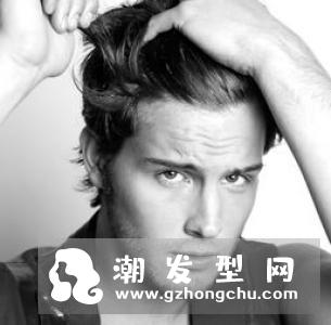 假发用久了怎么清洗 正确护理假发的方法