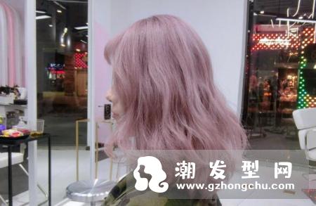 护发素多长时间洗掉效果最好 护发素的正确用法注意事项