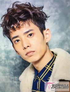 最好看男生烫发设计 韩流风格定制帅气