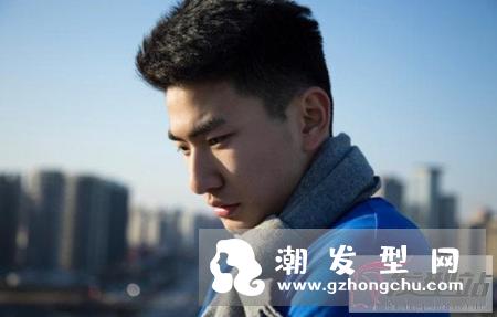 最受欢迎的男生发型有哪些 酷帅个性型男魅力十足