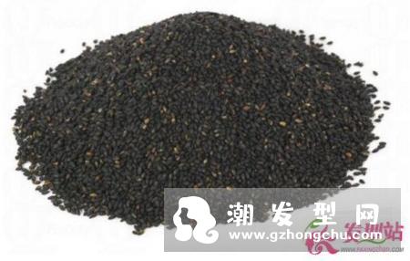 多食用黑豆,更可令头发变得乌黑有光泽_健康频道