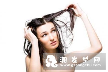 秋冬季节如何养护好头发 除了生活习惯外护发用品一样重要 秋冬季节如何养护好头发 除了生活习惯外护发用品一样重要