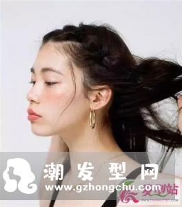 怎样洗头头发更顺 洗头前注意这三件事
