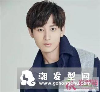 男生侧分发型 帅得不要太明显