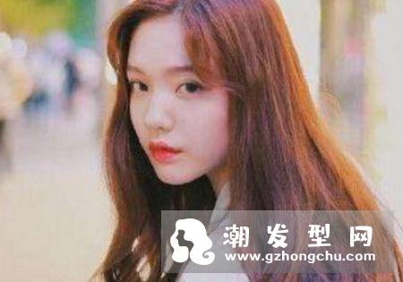 2018换什么发型流行长发还是短发 什么发型颜色