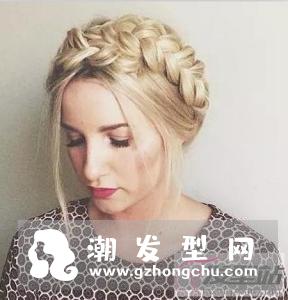 女生日常自我盘发 花环盘发唯美浪漫