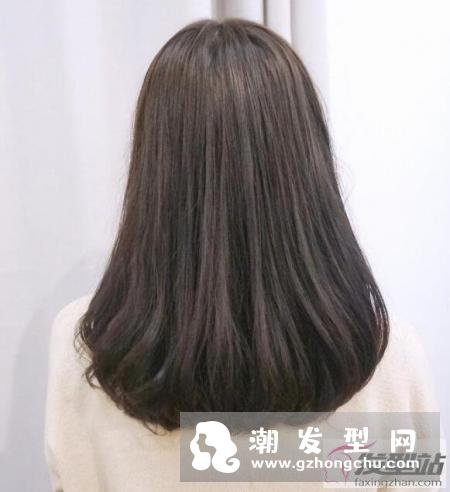 冬季头发扁塌干燥无光泽？这13个护发习惯千万不要试