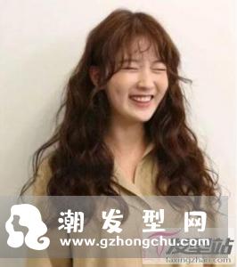 泰迪卷发型怎么打理 蓬松显发量网红同款