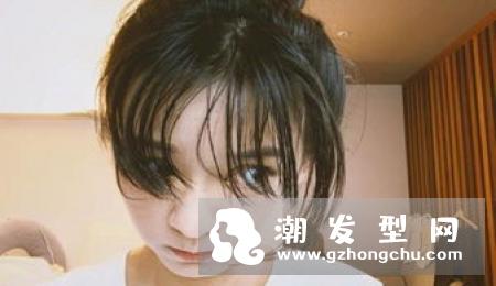 头上出油发臭怎么办？养成这5个好习惯就能摆脱臭油头！